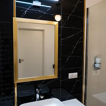 מלון Moderno Garwolin