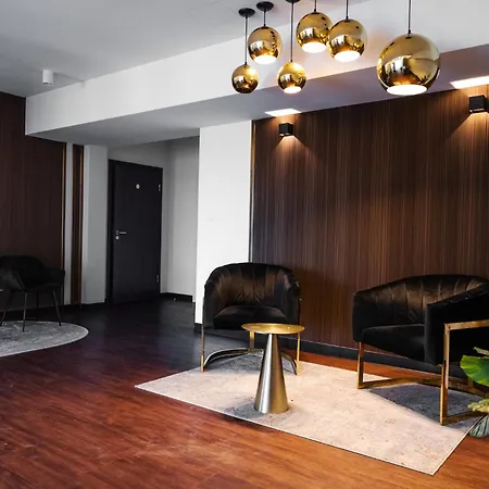 מלון Moderno Garwolin 3*