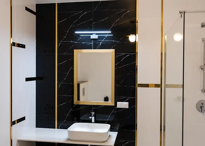 Moderno Garwolin Otel 3*