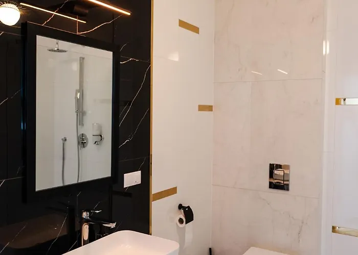 Moderno Garwolin Otel 3*